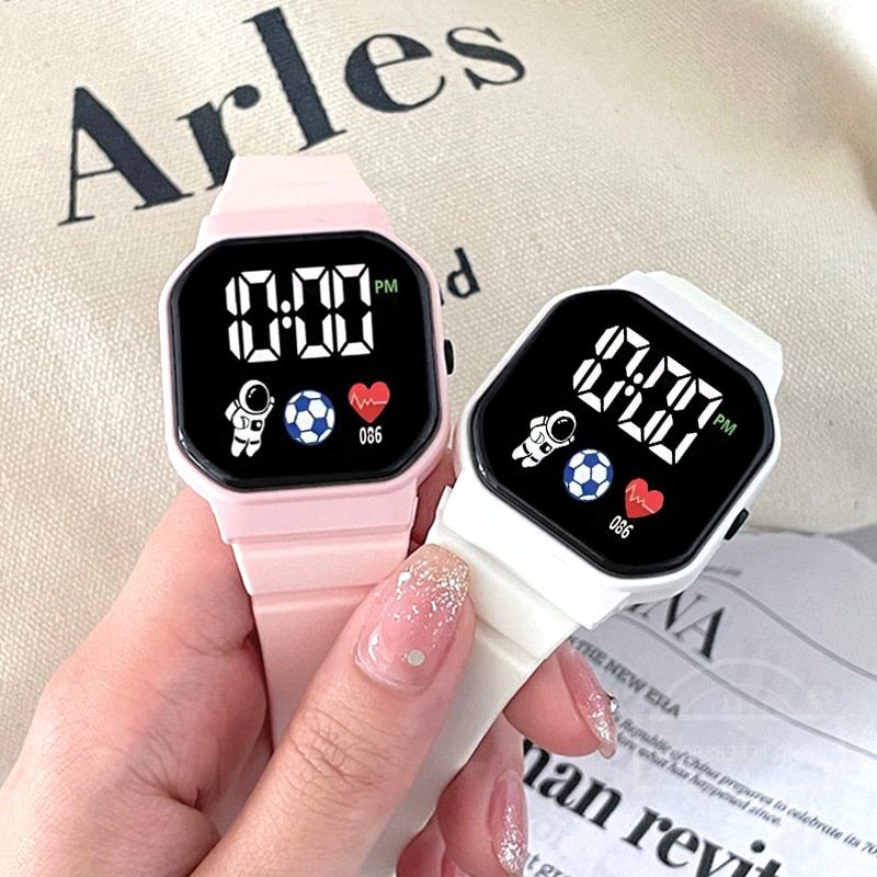 Kids Watches LED Digital Kids  - Smartwatch Watches For Kid Girl recensione e prezzo
