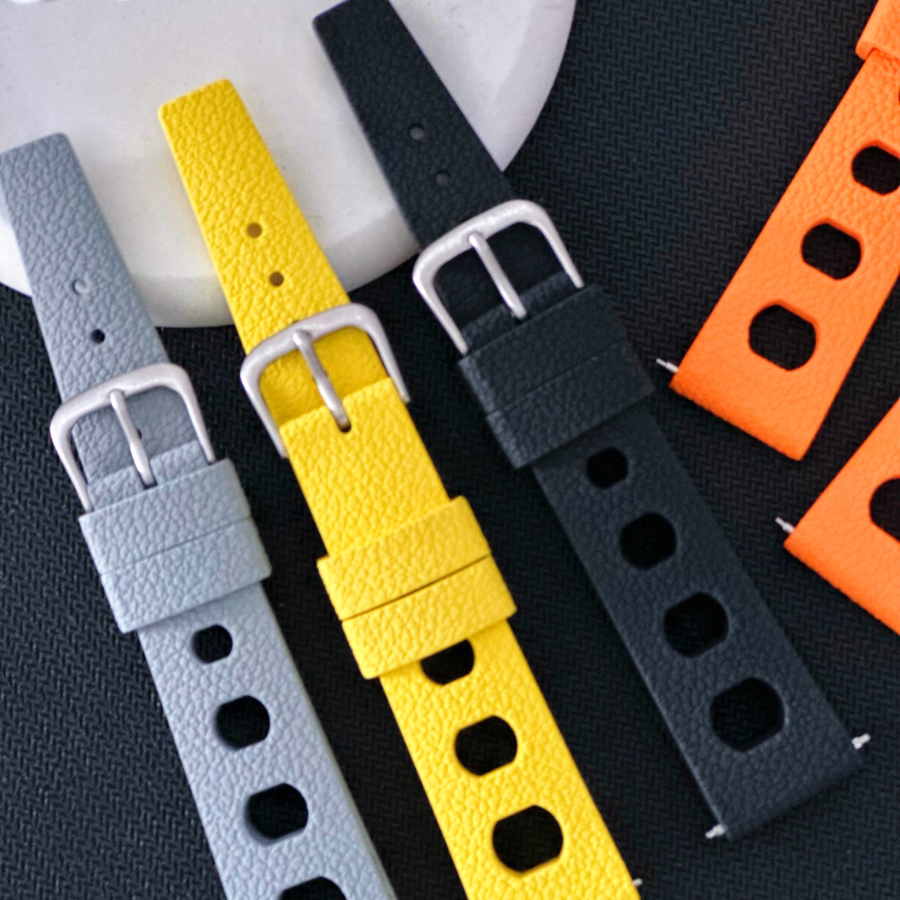 Tropical Fluororubber Strap Fo - Citizen Watches Smartwatch recensione e prezzo